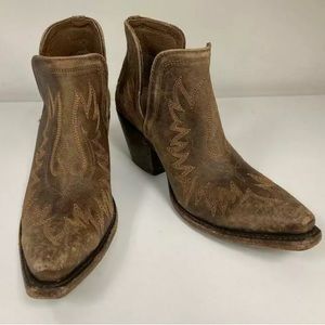 Ariat Dixon ankle boots